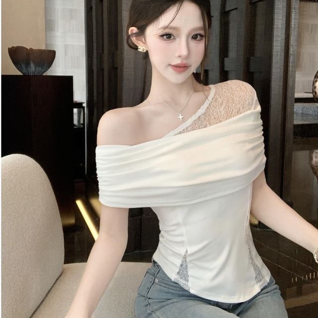 Short-Sleeve Off-Shoulder Asymmetrical Lace Ruched Crop