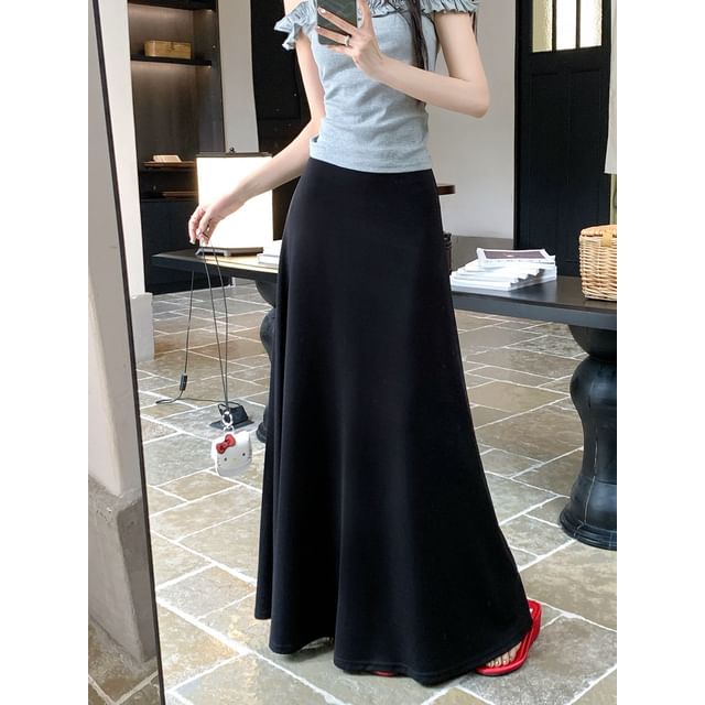 Mid-Rise Maxi A-Line Skirt