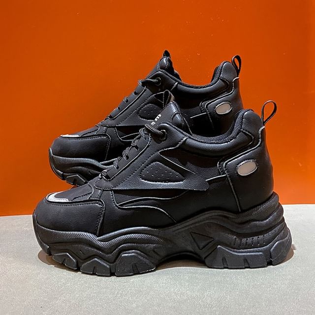 Sneakers Wedge Hidden Platform Panel