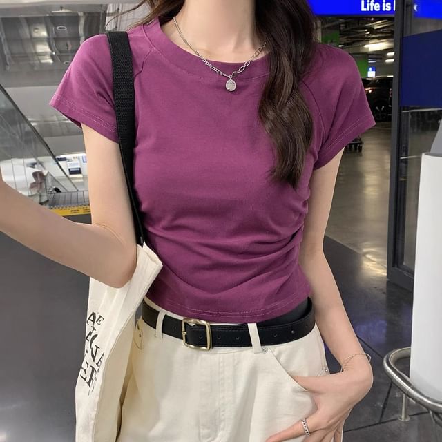 Plain Short-Sleeved Crewneck Gathered T-Shirt