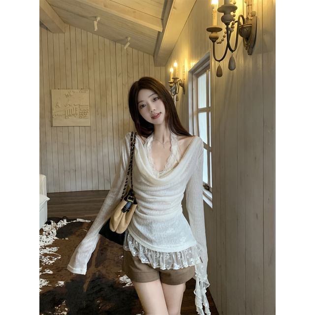 Scoop-Neck Long-Sleeved Top / Halter Top / Shorts / Set