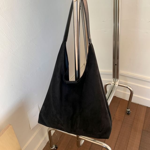 Suede Faux Bag With Pouch Tote