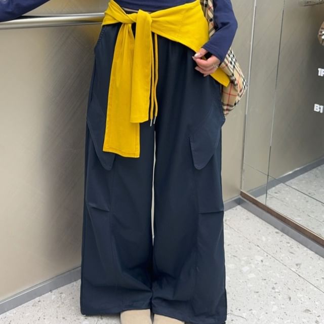 Long Sleeve Crew Neck Contrast Trim Tee / Scarf / Drawstring Waist Plain Wide Leg Cargo Pants / Set