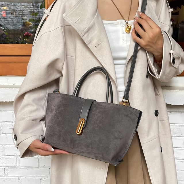 Handle Bag With Plain Faux Crossbody Top Suede Pouch