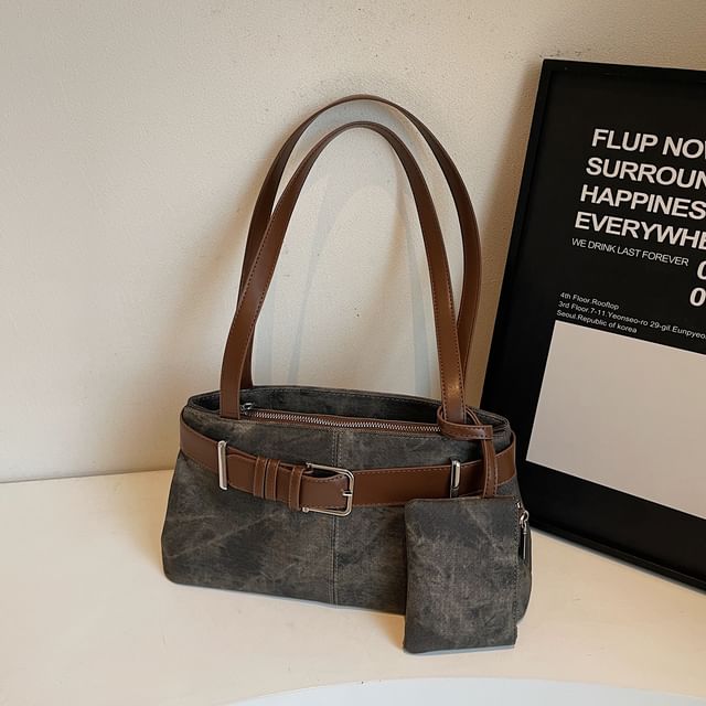 With Bag Pouch Belted Tote