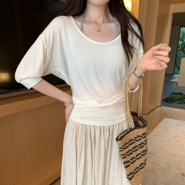 Plain Scoop Neck Three-Quarter Sleeved T-Shirt