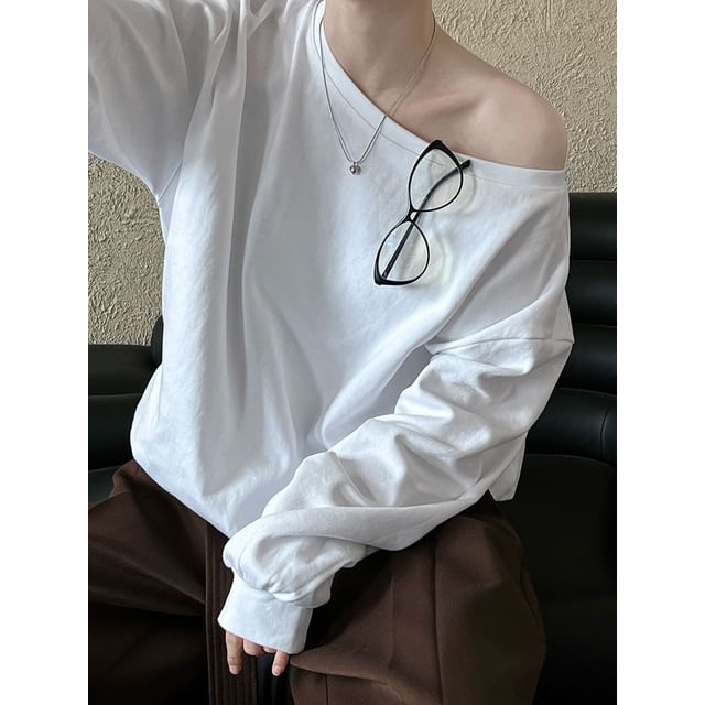 Plain Boat-Neck Sweatshirt