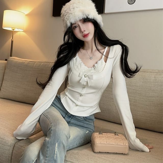 Plain Scoop-Neck Mock-Layer Sleeved Top