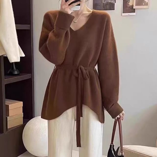 Asymmetric Slit V-Neck Extended Sleeve Knitwear Pullover
