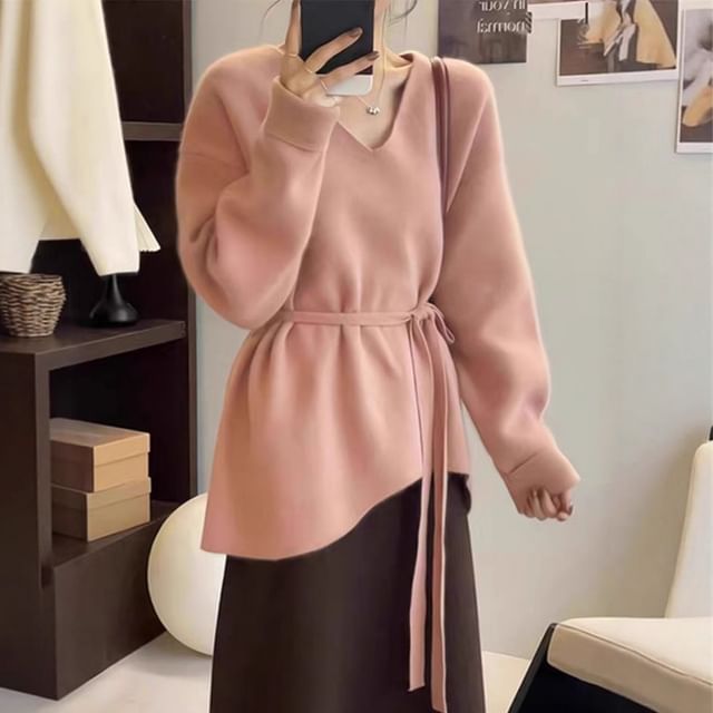 Asymmetric Slit V-Neck Extended Sleeve Knitwear Pullover