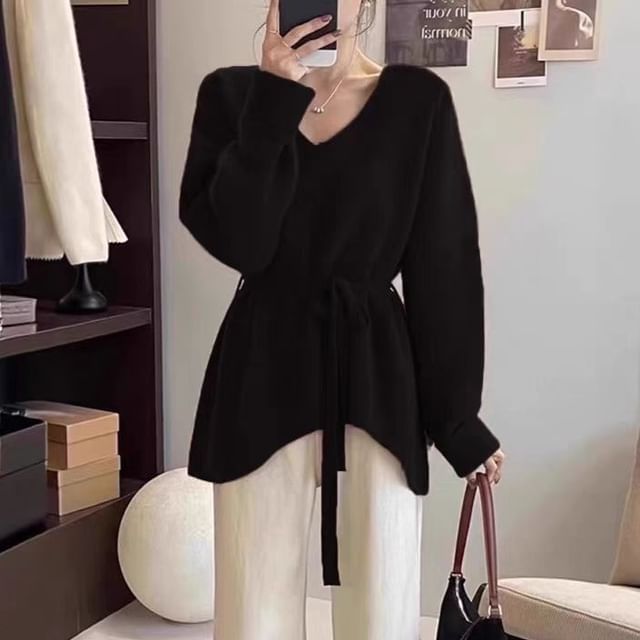 Asymmetric Slit V-Neck Extended Sleeve Knitwear Pullover