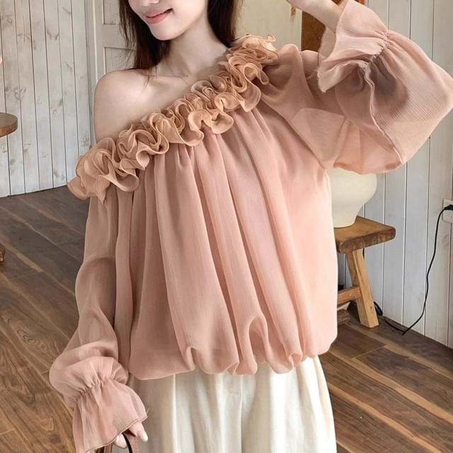 Off-Shoulder Long Sleeve Ruffle Blouse