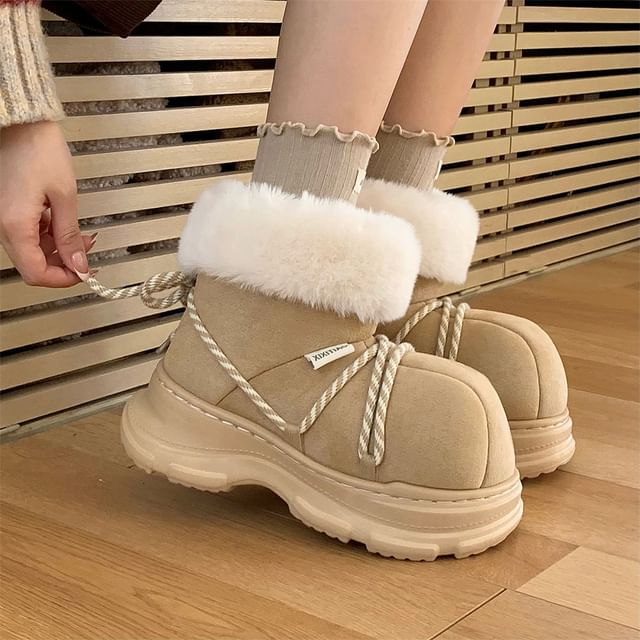 Platform Fleece-Lined Lace-Up Short Snow Boots