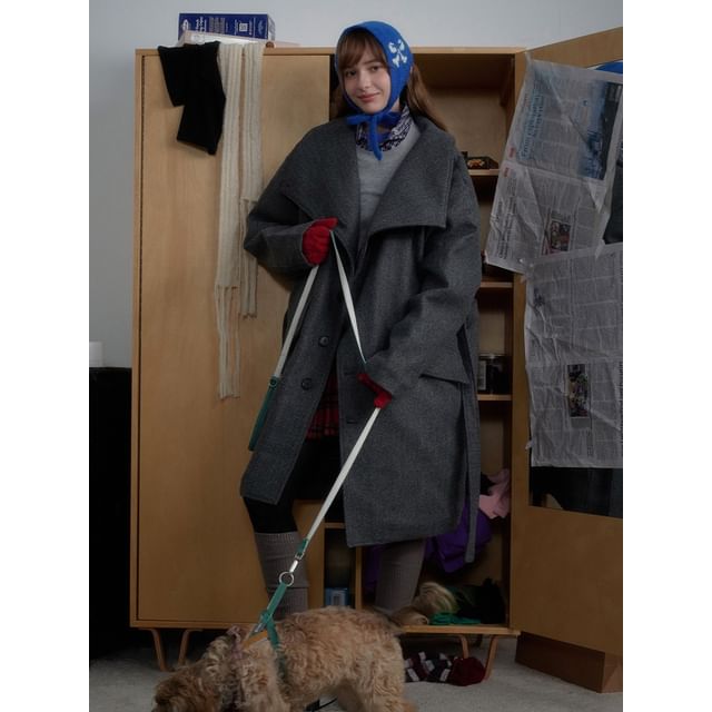 Lapel Wool Coat with Sash