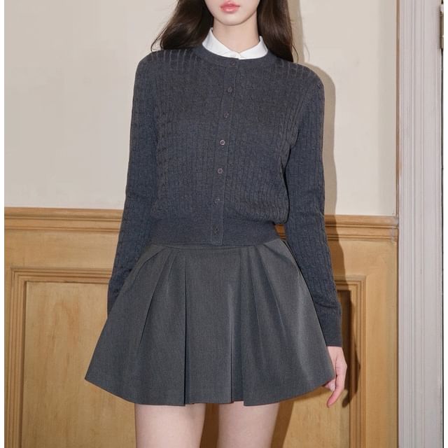 Round Neck Plain Cable Knit Cardigan