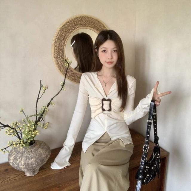 Plain Notch Neck Buckled Slit Slim Fit Long-Sleeve T-Shirt