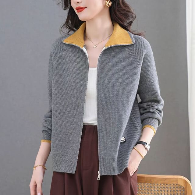 Zip-Up Plain Cardigan