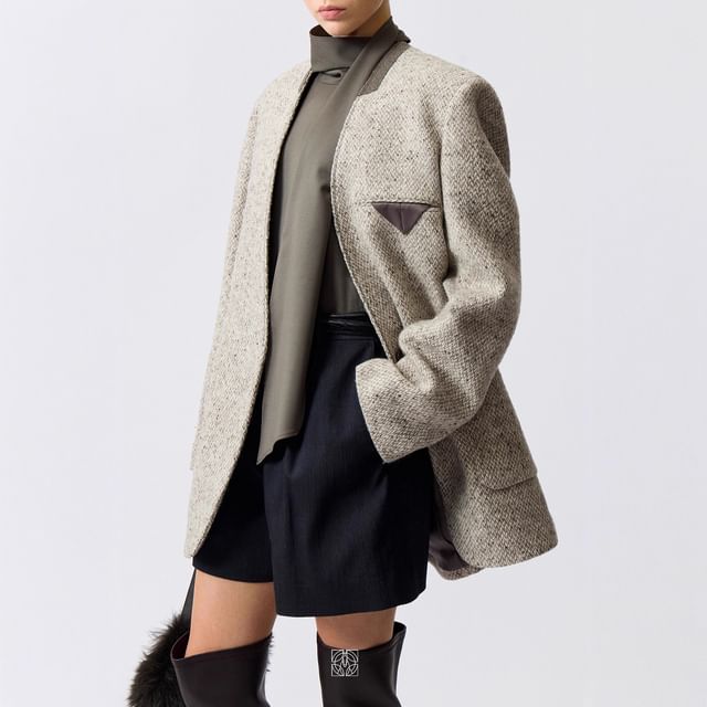 V-Neck One-Buttoned Tweed Oversized Blazer