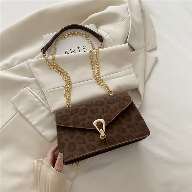 Leopard Patterned Flap Shoulder Bag