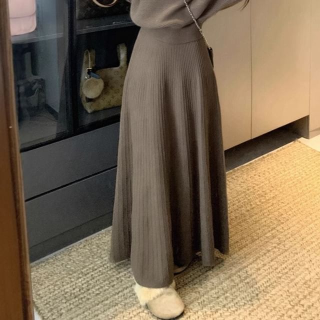 Turtleneck Drop Shoulder Sweater & Maxi Skirt Set