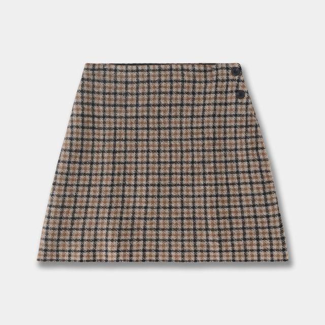 Contrast Collar Plaid Wool Jacket & Mini Skirt Set