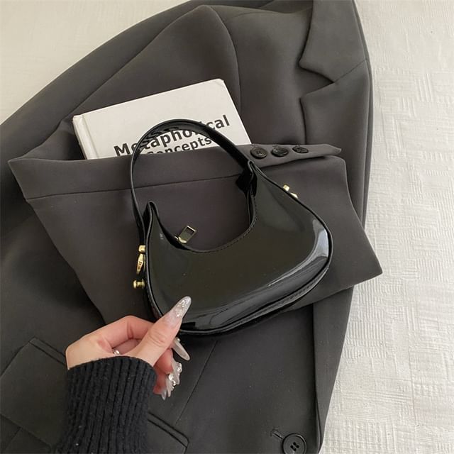 Plain Faux Leather Zip Shoulder Bag