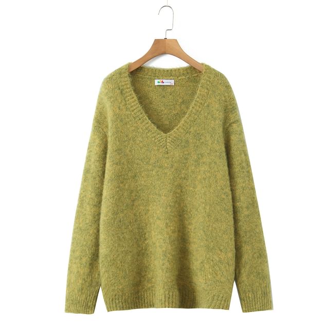 Classic V-Neck Solid Knit Pullover