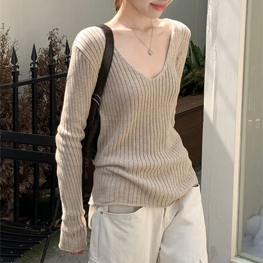 Long-Sleeve V-Neck Solid Knit Top