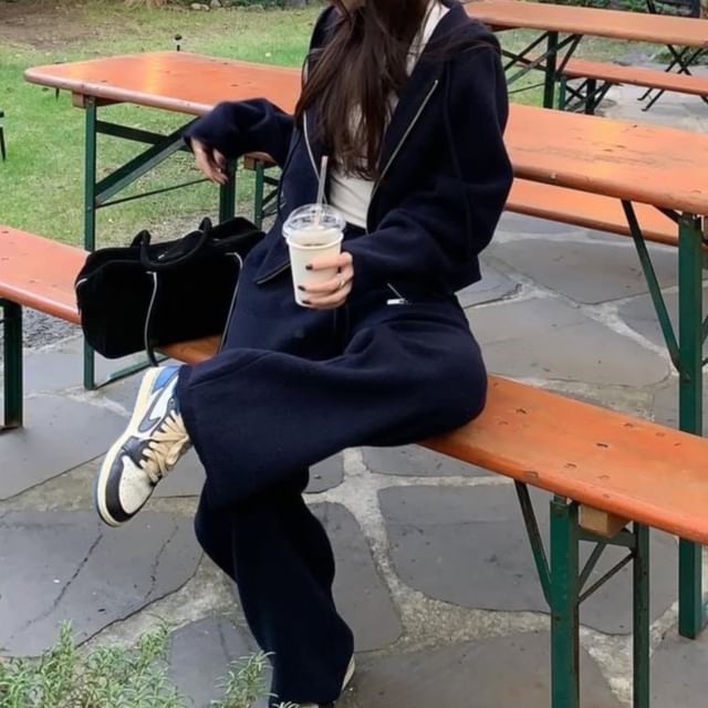 Zip Hoodie and Drawstring Wide-Leg Sweatpants Ensemble