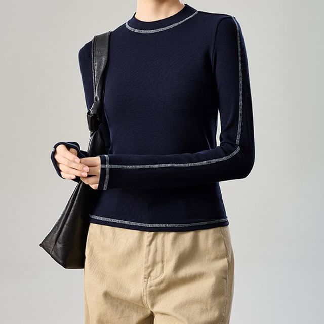 Crew Neck Contrast Stitch Fitted Tee
