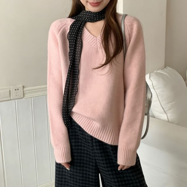 Classic V-Neck Knit Sweater with Clean Lines