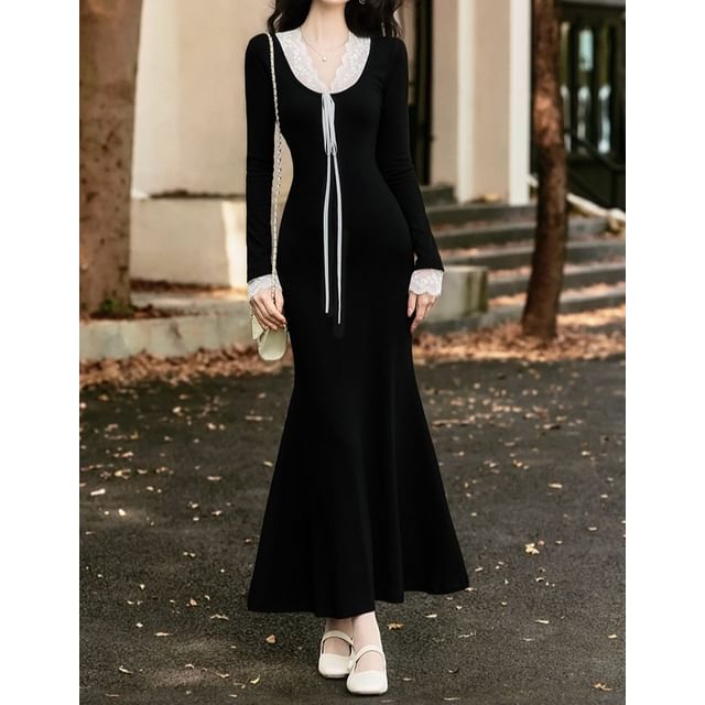 Long-Sleeve V-Neck Lace Panel Maxi Mermaid Knit Dress