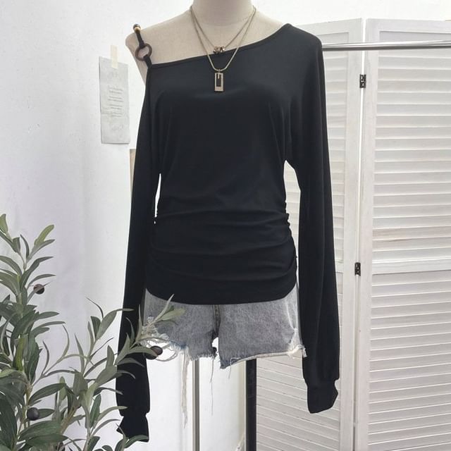 Asymmetric Cold-Shoulder Long-Sleeve Top