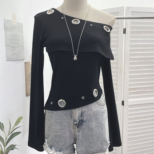 Off-Shoulder Grommet Long-Sleeve Crop Tee