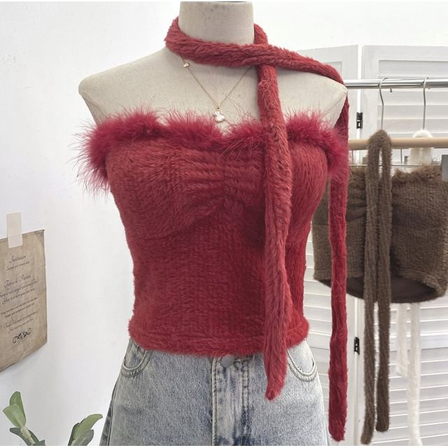 Set: Strapless Fluffy Trim Tube Top & Light Scarf