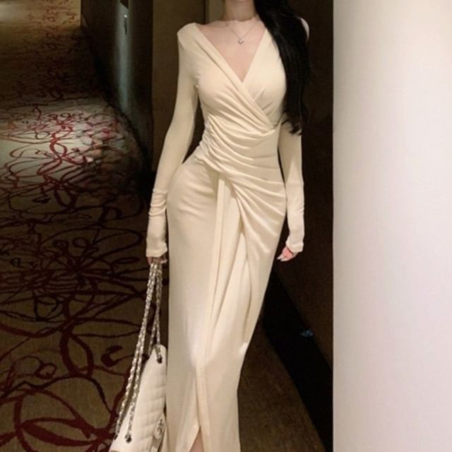 Long-Sleeve V-Neck Plain Ruched Front-Slit Maxi Sheath Dress