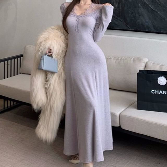 Long Sleeve V-Neck Plain Panel Lace Maxi A-Line Dress