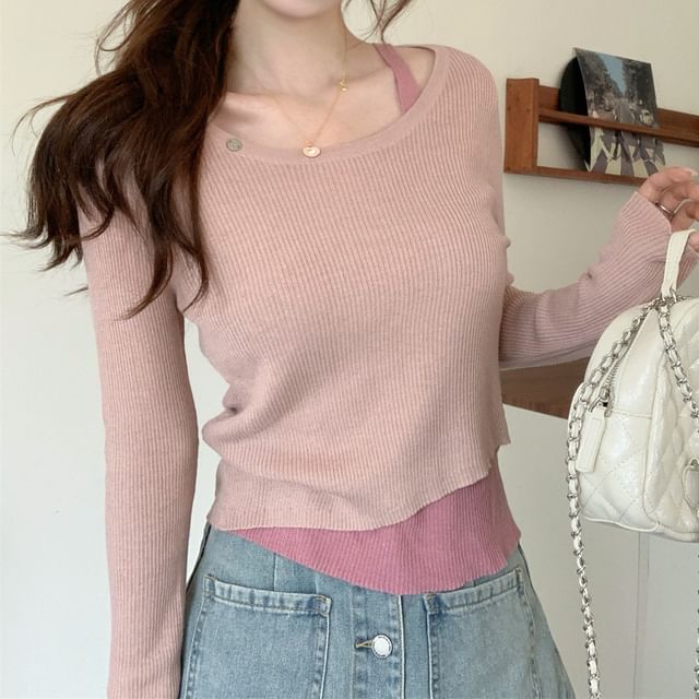 Two-Tone Asymmetrical Crewneck Knit Top with Long Sleeves