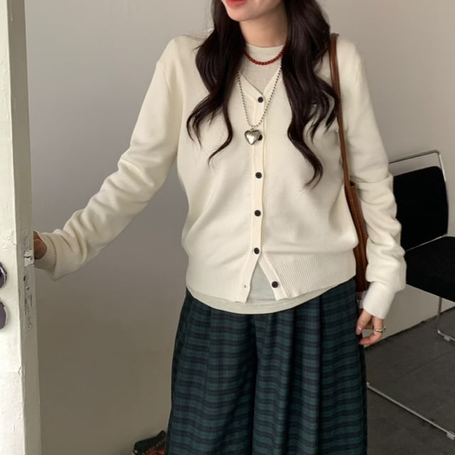 V-Neck Plain Cardigan