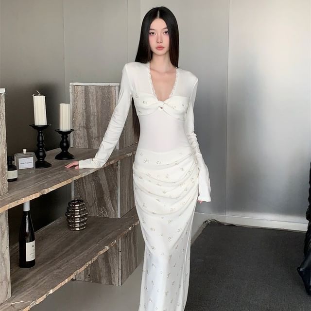 Long-Sleeve V-Neck Knit Maxi Sheath Dress