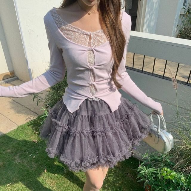 Scoop Neck Lace Panel Tee with Ruffle Mini Skirt
