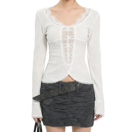 Lace Trim Scoop Neck Blouse