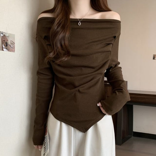 Asymmetrical Off-Shoulder Tee