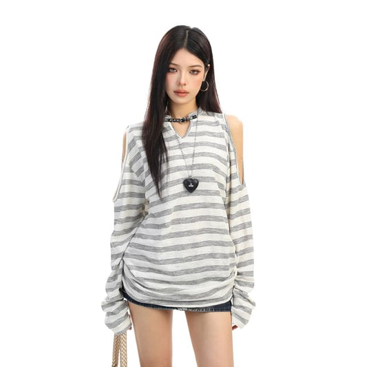 Notch Neck Cold Shoulder Striped Buckle Tee