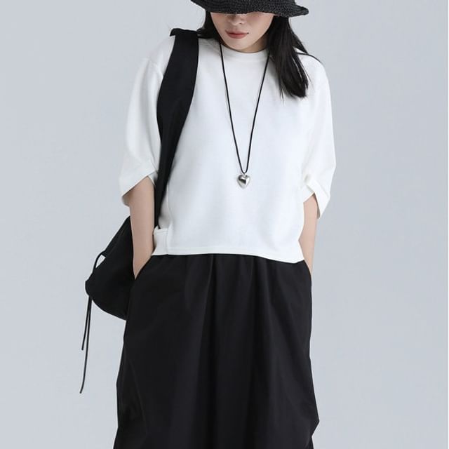 Classic Crew Neck Tee with Elbow Sleeves