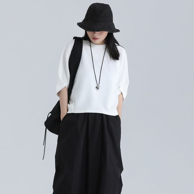 Classic Crew Neck Tee with Elbow Sleeves