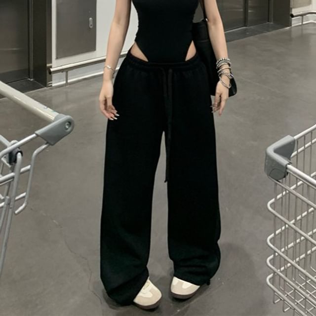 Strappy Padded Bodysuit & Drawstring Sweatpants Set