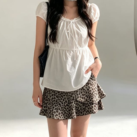 Puff-Sleeve Scoop Neck Plain Lace Trim Blouse