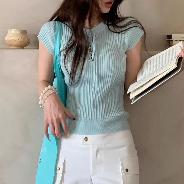 Cap-Sleeve Crew Neck Distressed Lace-Up Plain Crop Knit Top