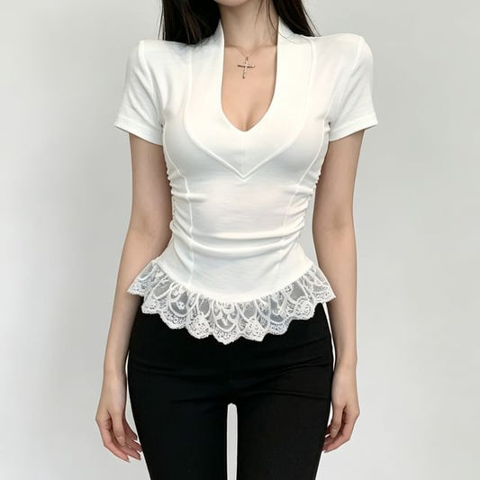 Short-Sleeve V-Neck Lace Panel Ruched Slim Fit Crop T-Shirt